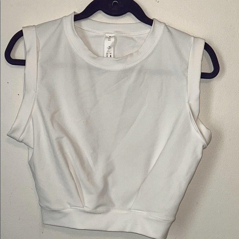 HALARA Fitted Gray and White Sleeveless Crop Top